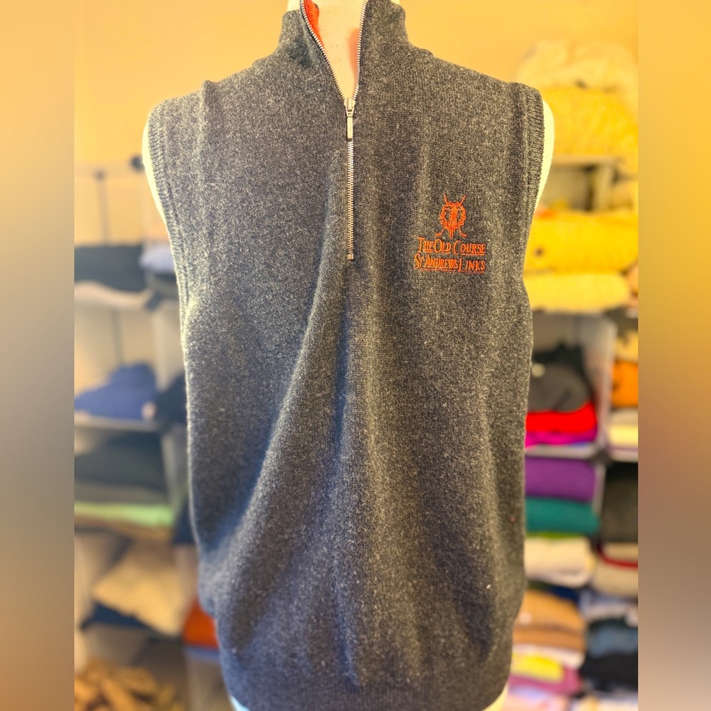 Gray Half-Zip Vest - image 1